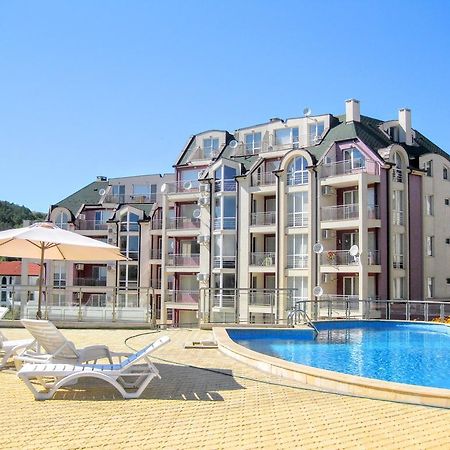 Каварна Хилс Апартаменти - Kavarna Hills Apartments Ngoại thất bức ảnh
