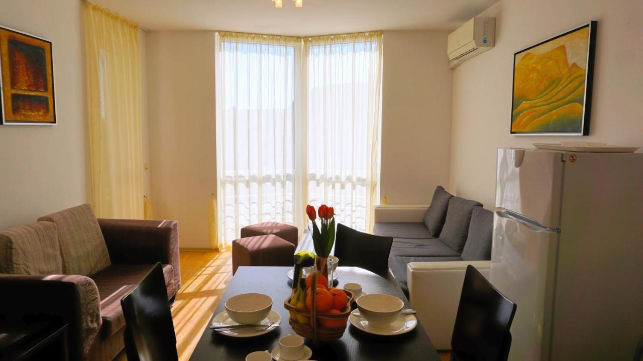 Каварна Хилс Апартаменти - Kavarna Hills Apartments Ngoại thất bức ảnh