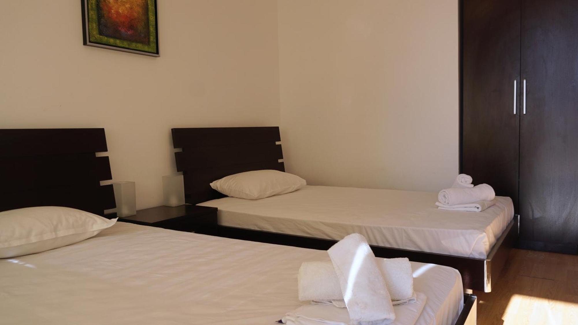 Каварна Хилс Апартаменти - Kavarna Hills Apartments Phòng bức ảnh