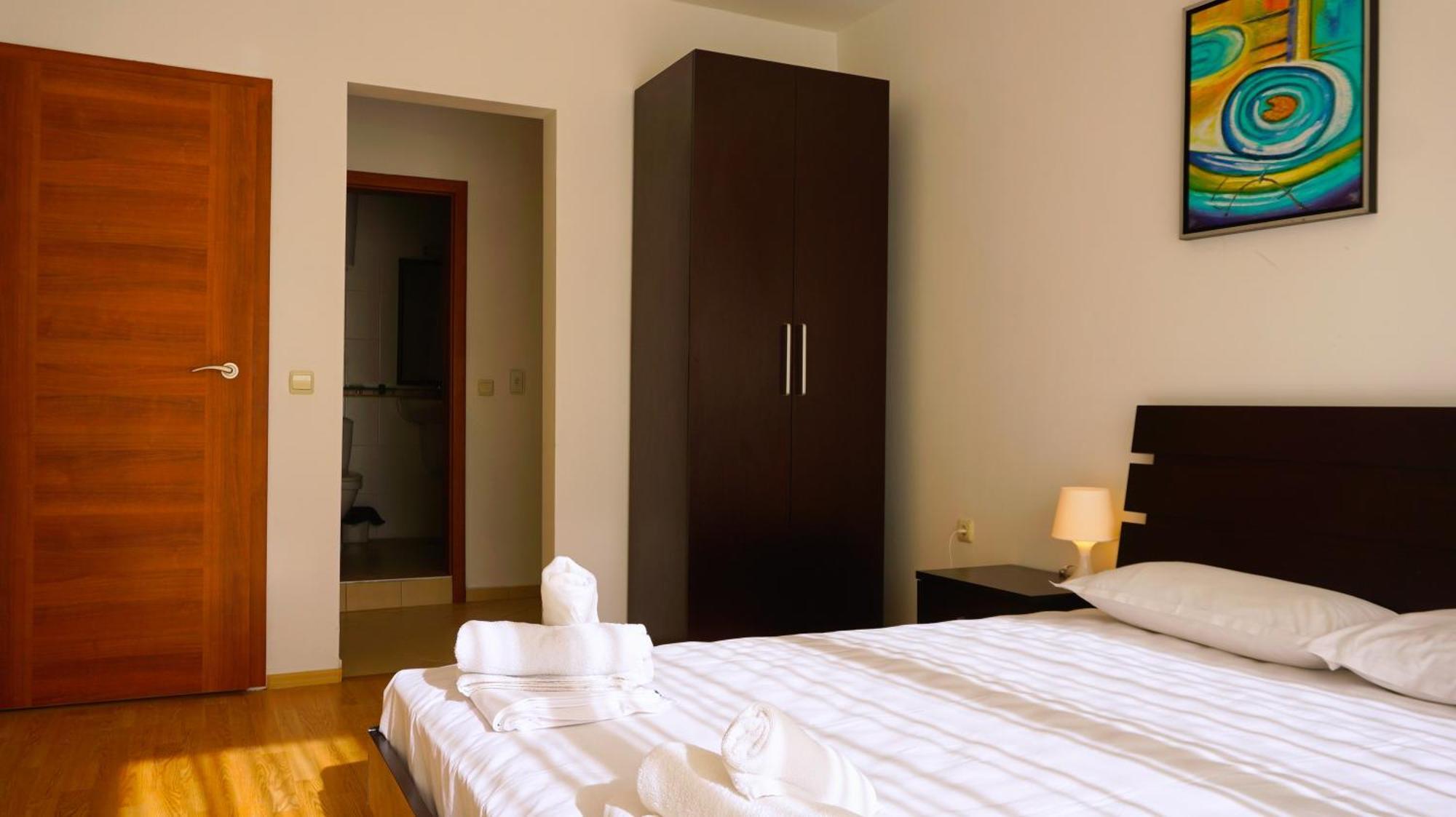 Каварна Хилс Апартаменти - Kavarna Hills Apartments Phòng bức ảnh